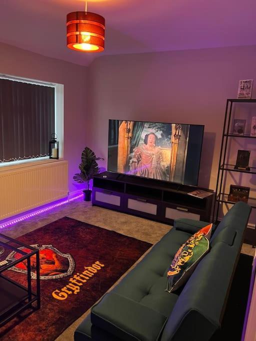 Potters Hideout- 2 Bedroom 2 Bathroom Apartment Watford  Ngoại thất bức ảnh
